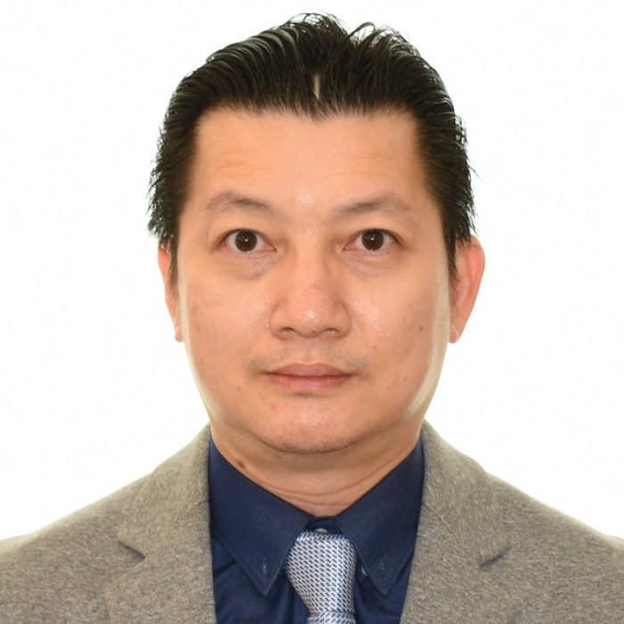 PETER CHAYSON-PASSPORT PHOTO